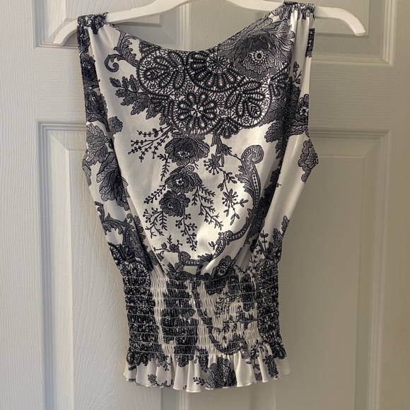 Chico's Black and White Floral Sleeveless Blouse - Picture 2 of 3